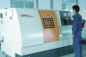  Tour CNC
